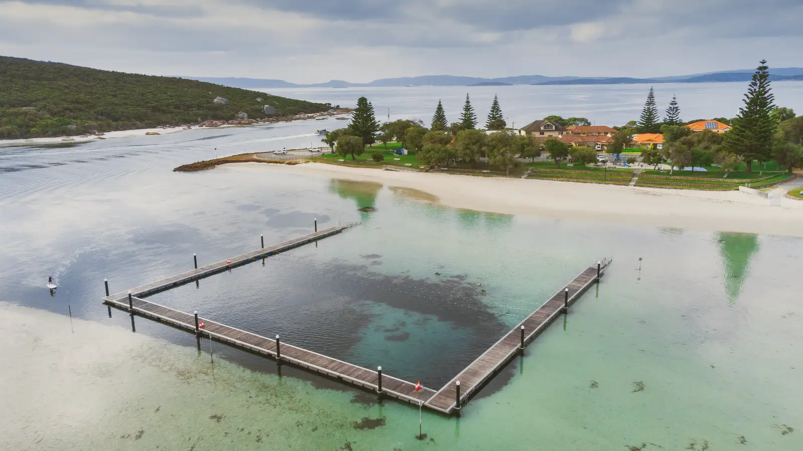 Emu Point (cafe side)