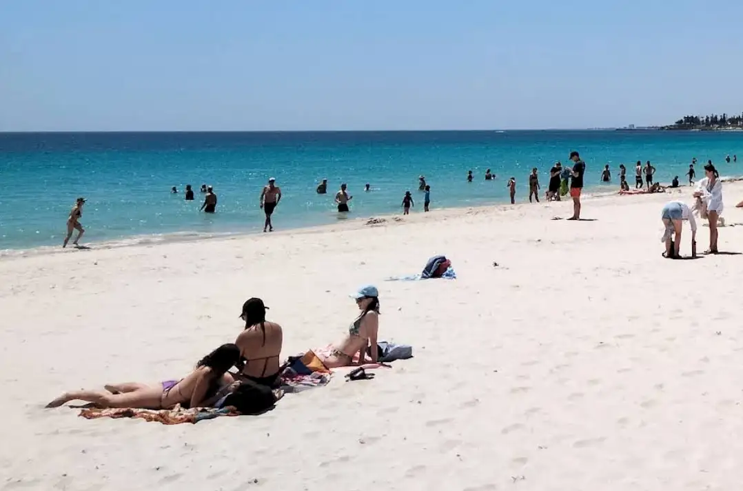Leighton Beach